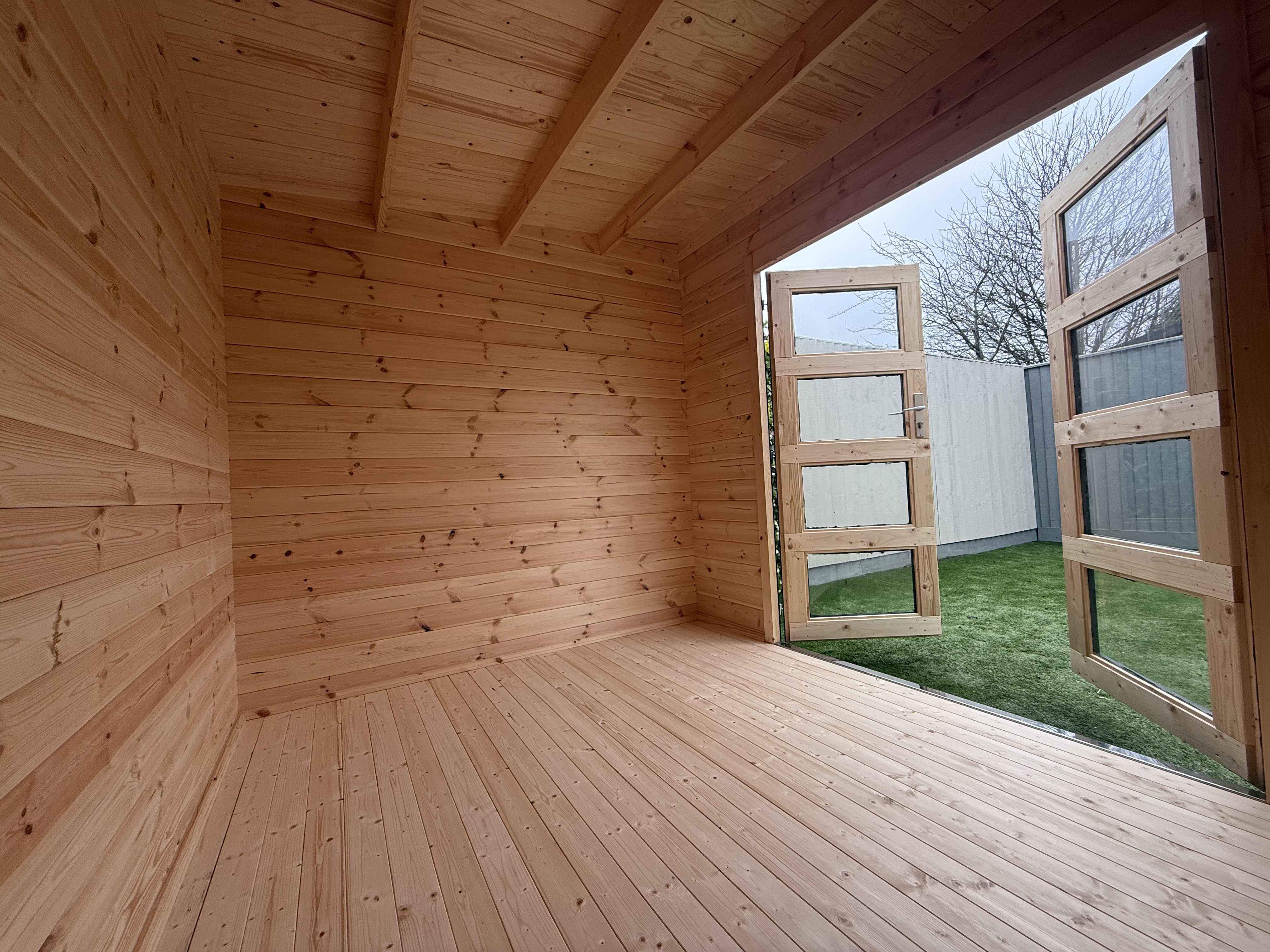 AleskaMini Log Cabin Summerhouse 3m x 2m (28mm) - Image 12
